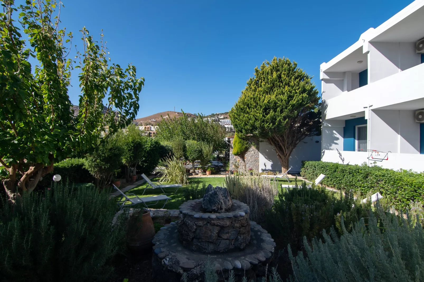 Mythos apt 3-Jardin d'été