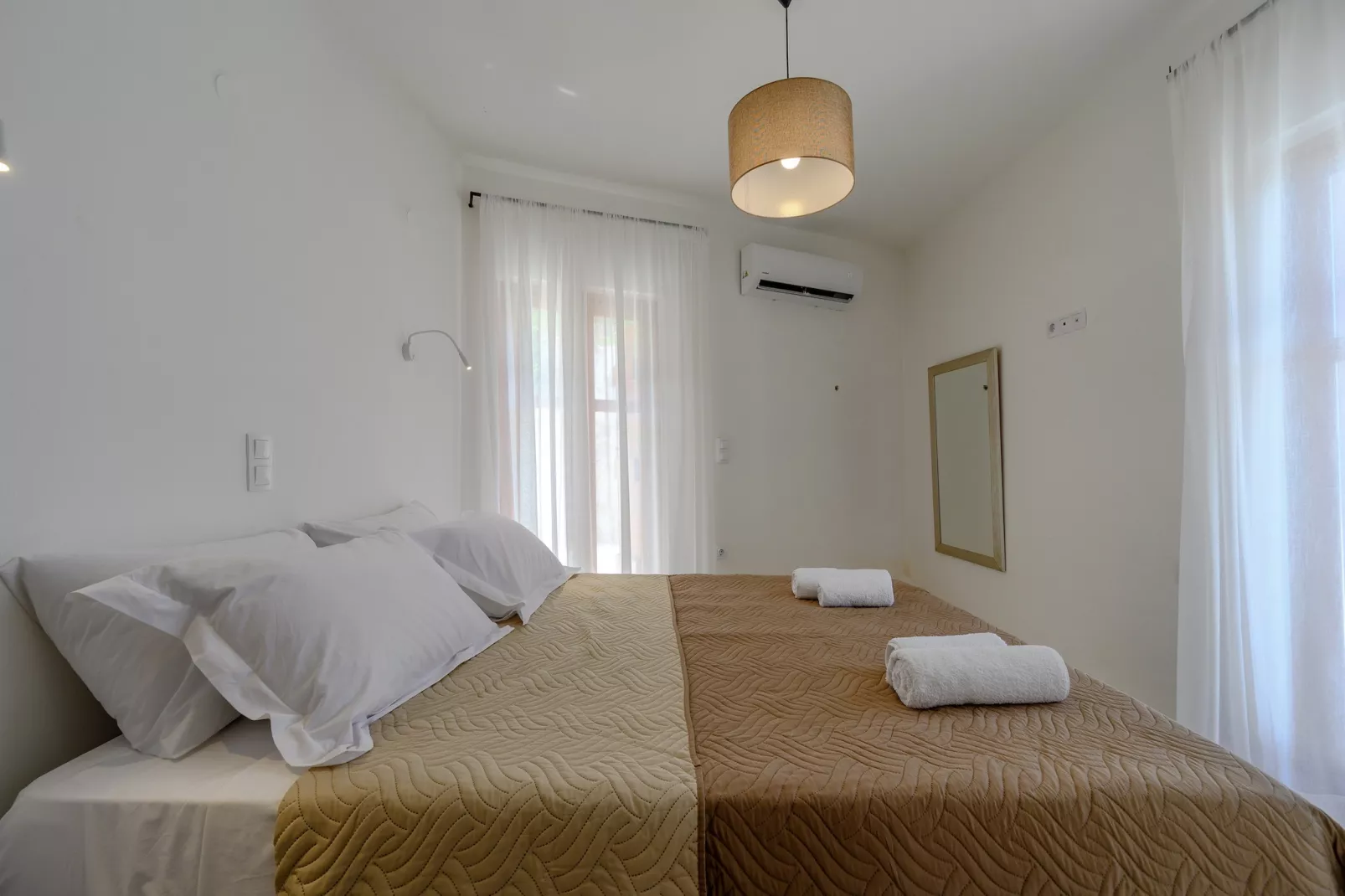View Mare Maroulas-Bedroom