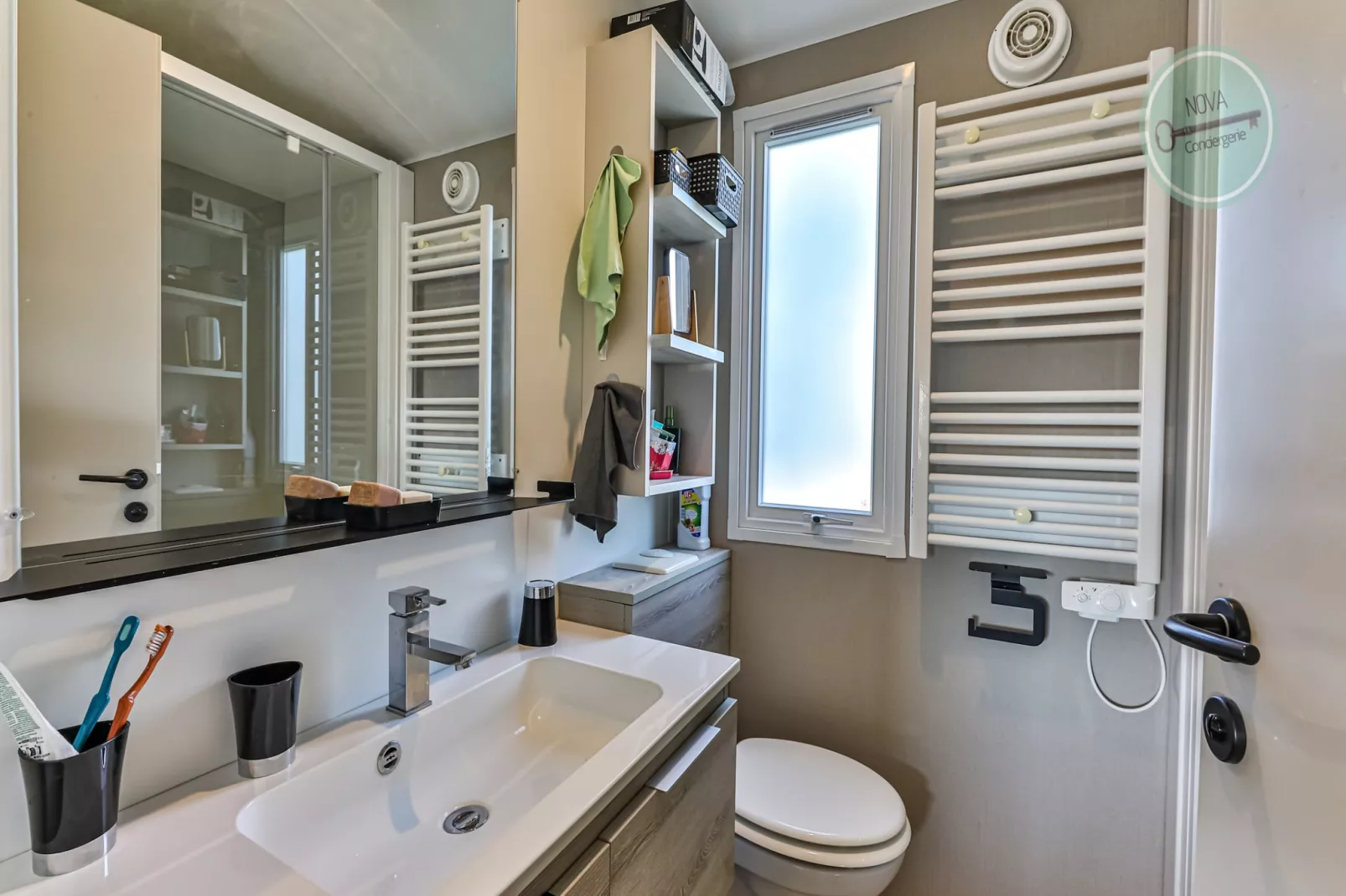 Mobil-Home Parc des Roselières-Salle de bain
