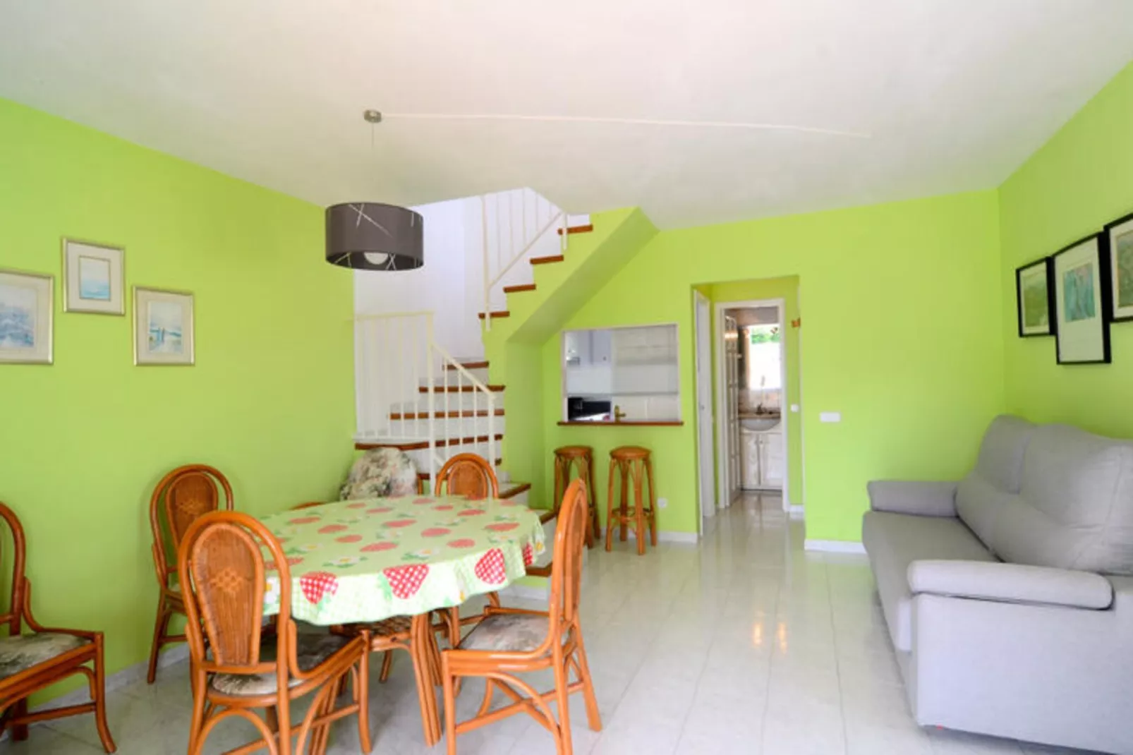 Maison à L'Escala-Image-tags.
