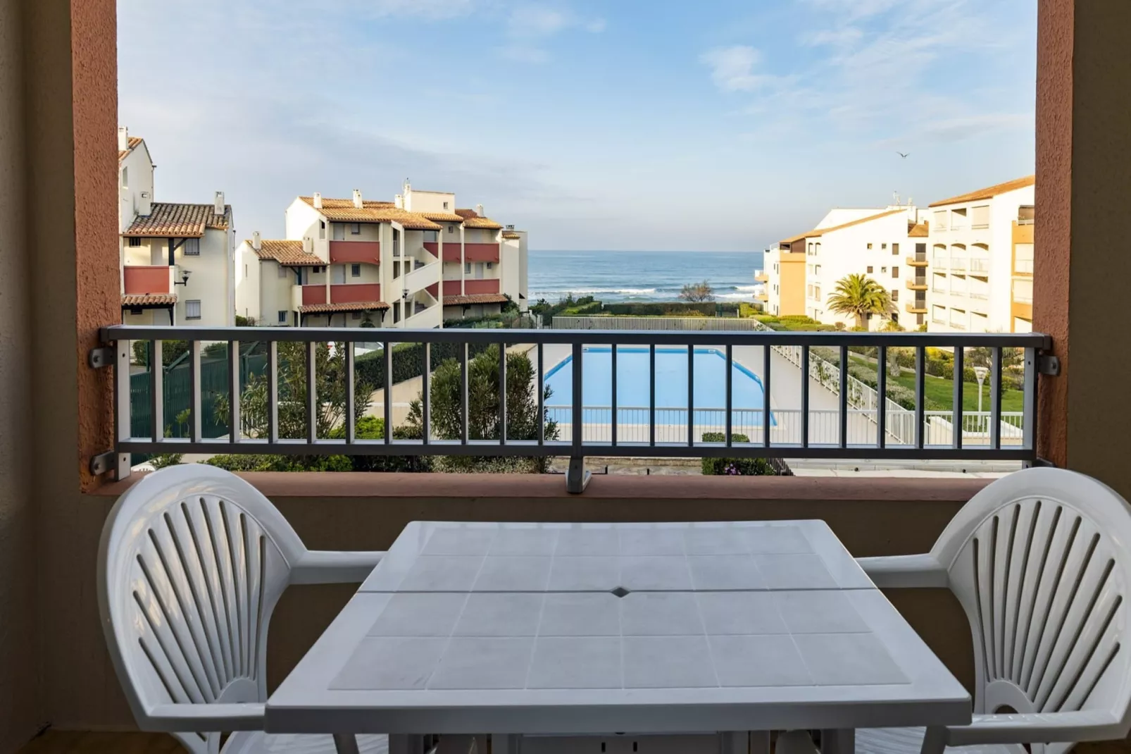 Les Indes Galantes n°299 - ST4-Terrace balcony