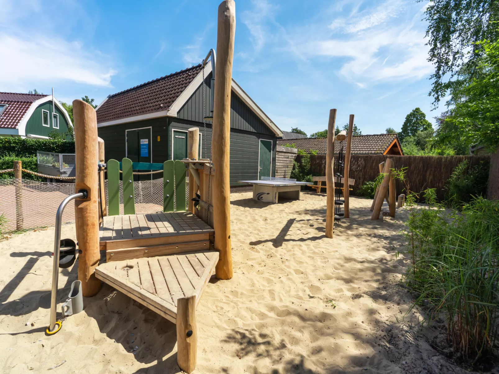 Koningshoeve Sauna & Hottub 4 personen-Outside