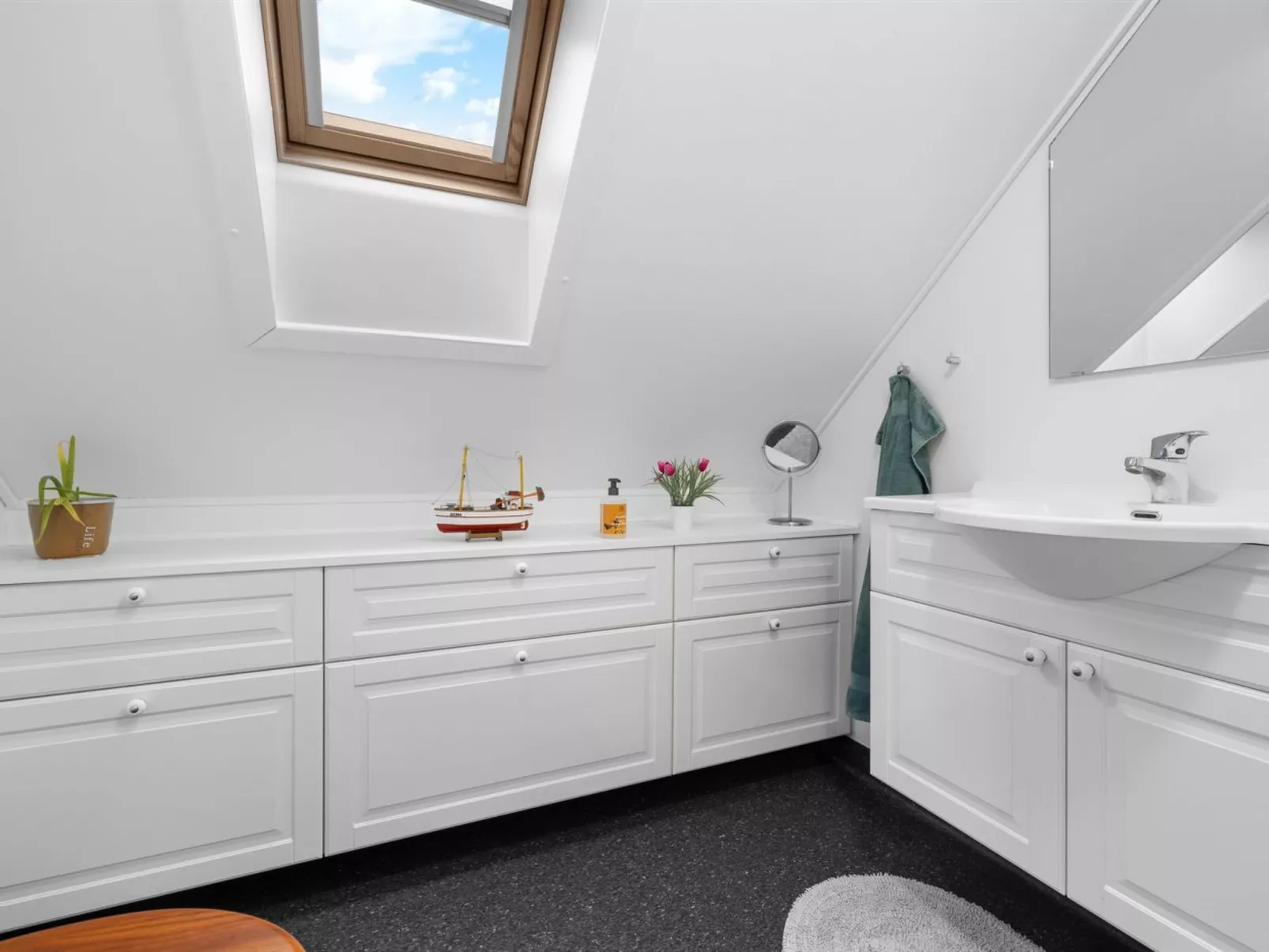 "Ajna" - 250m from the sea-Drinnen