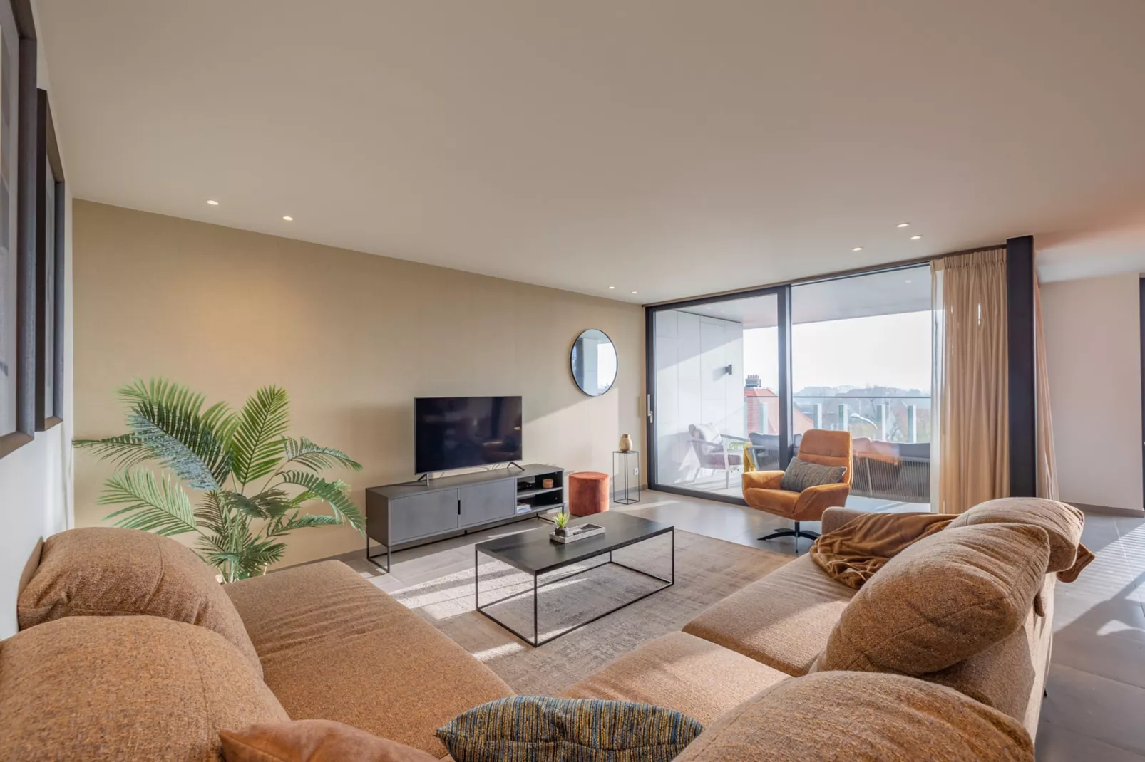 Lighthouse Corner 0405-Living room