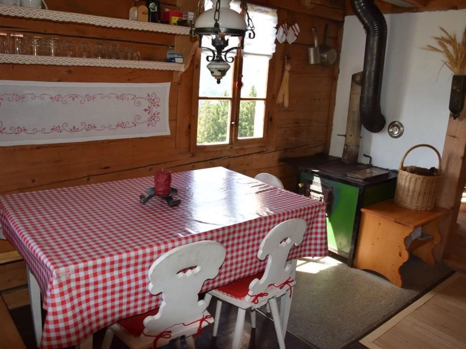 Alphütte Gibelhüttli-Inside