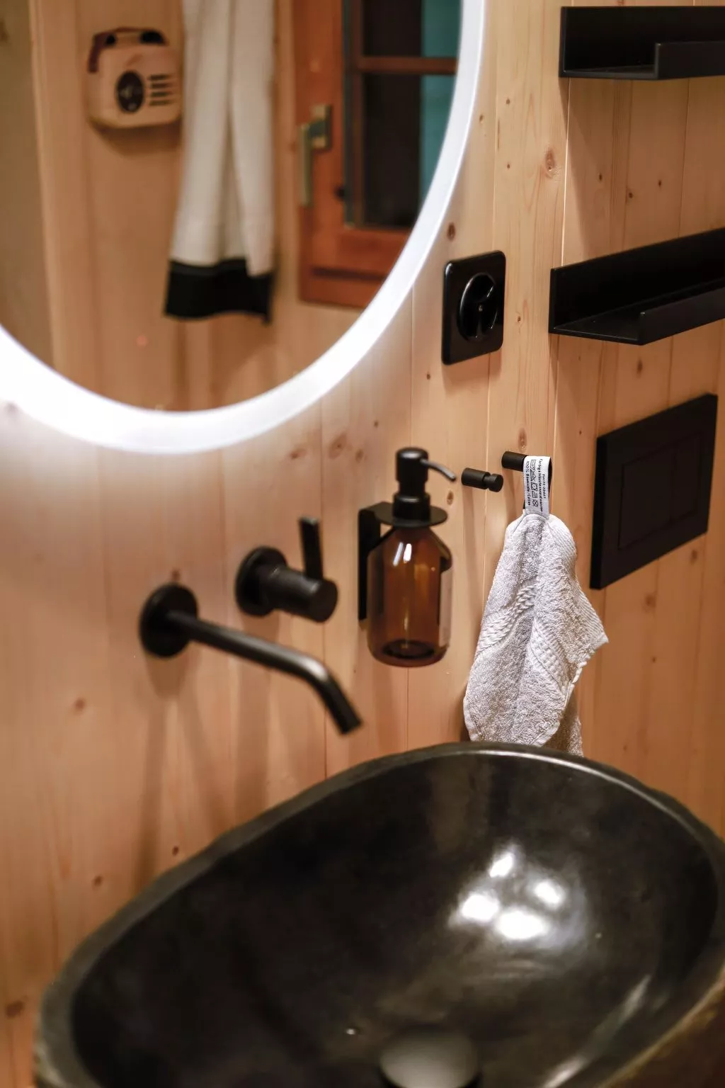 Cozy Chalet-Inside
