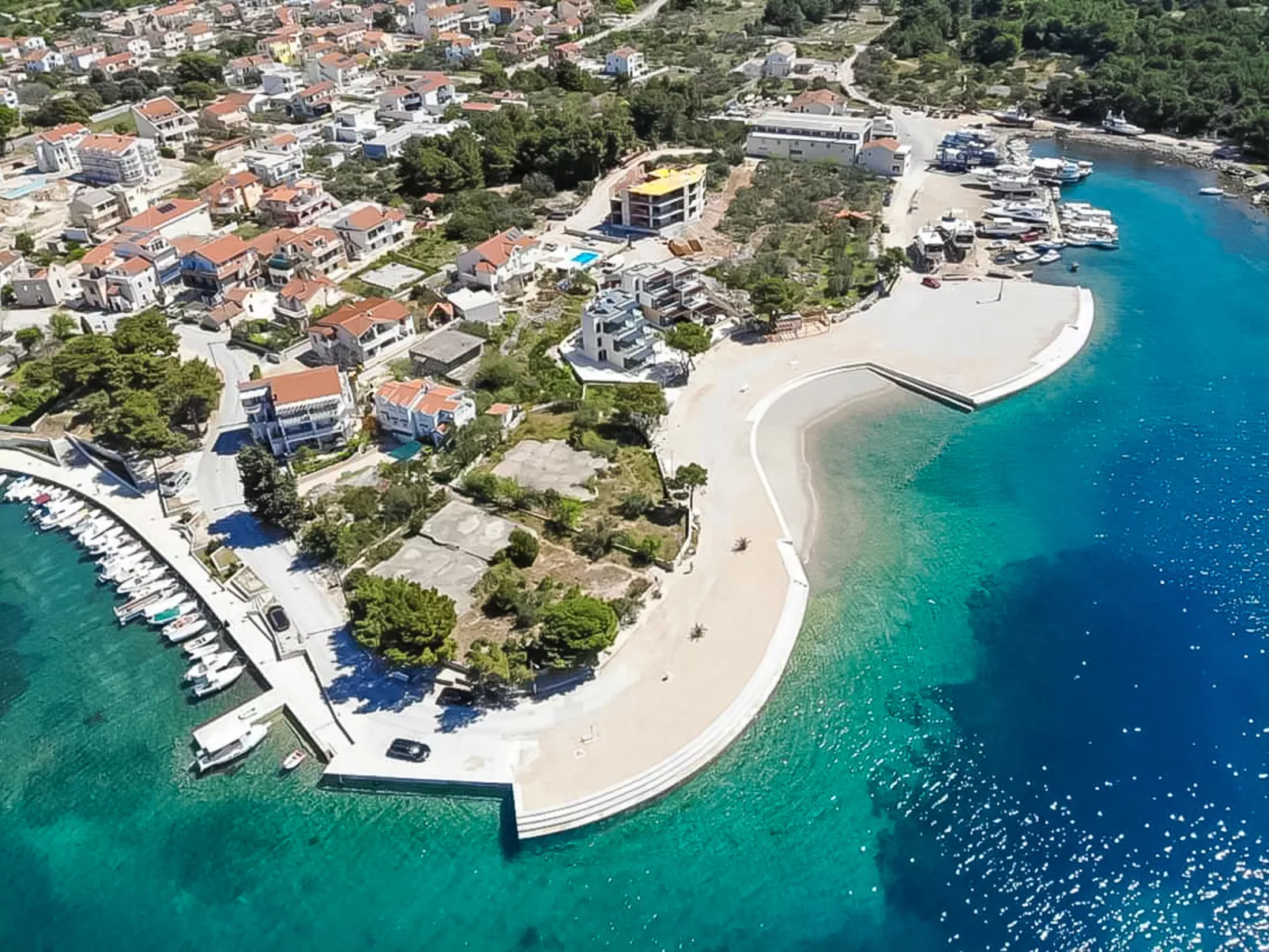 Gušt-Area