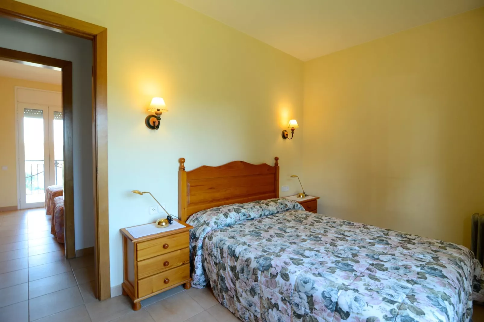 LA ROMAGUERA-Bedroom