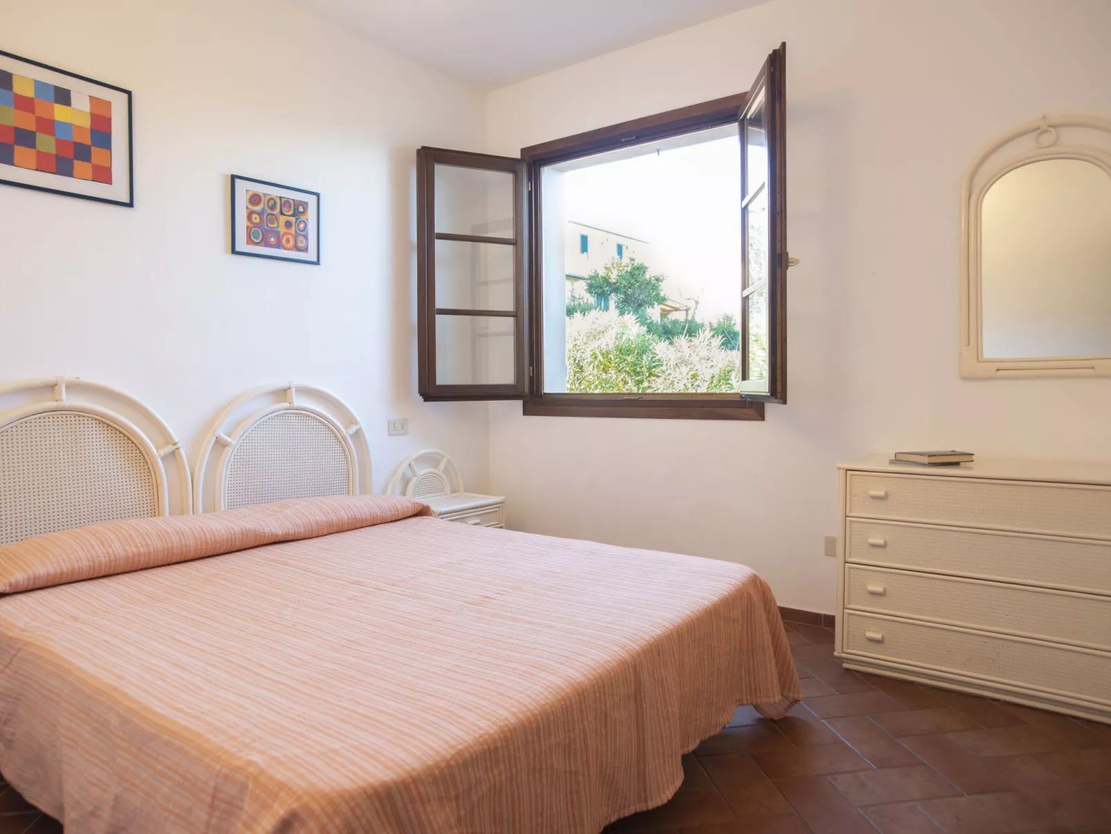 Borgo Patresi-Inside