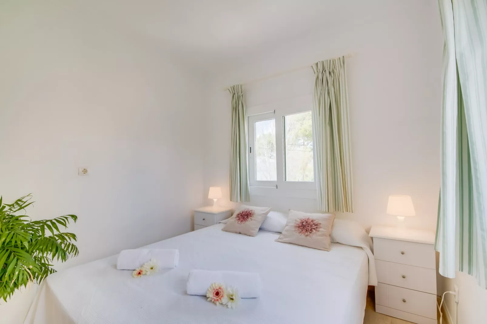Puesta de Sol-Bedroom