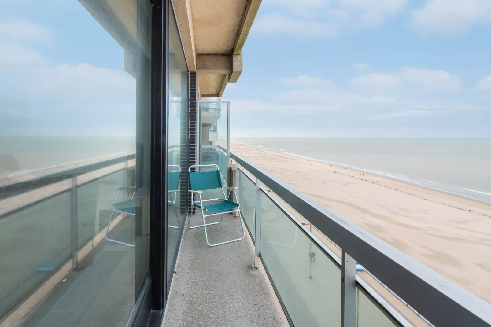 FLAIR 0702/ 7B-Terrassenbalkon