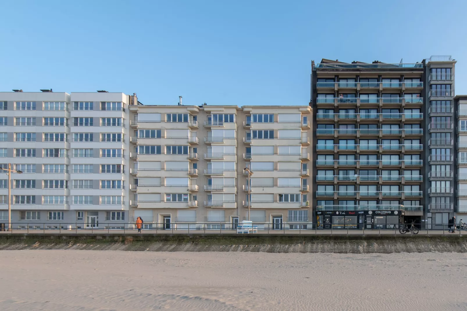 BALMORAL 0001-Exterior summer