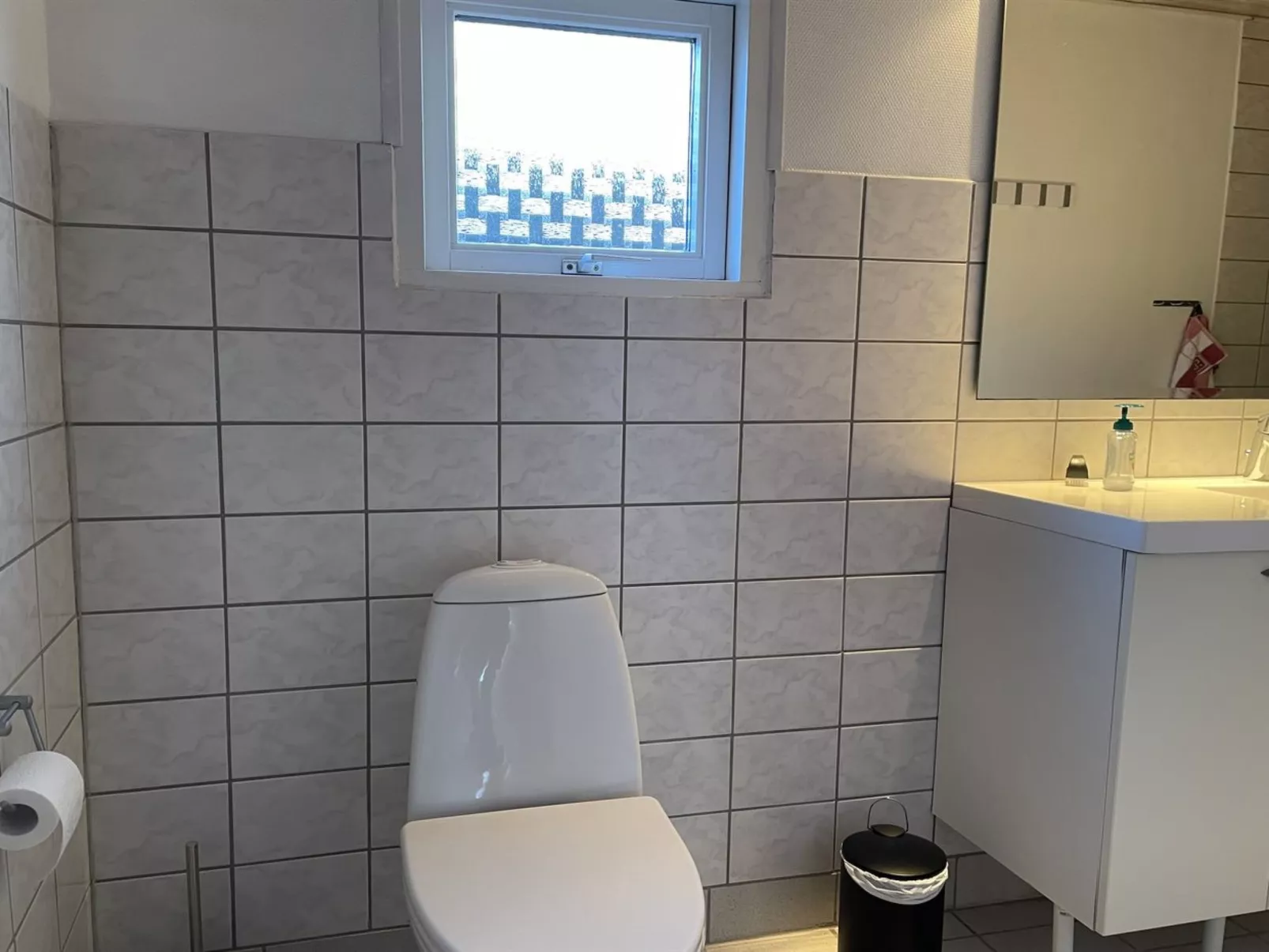 "Angret" - 200m from the sea-Drinnen