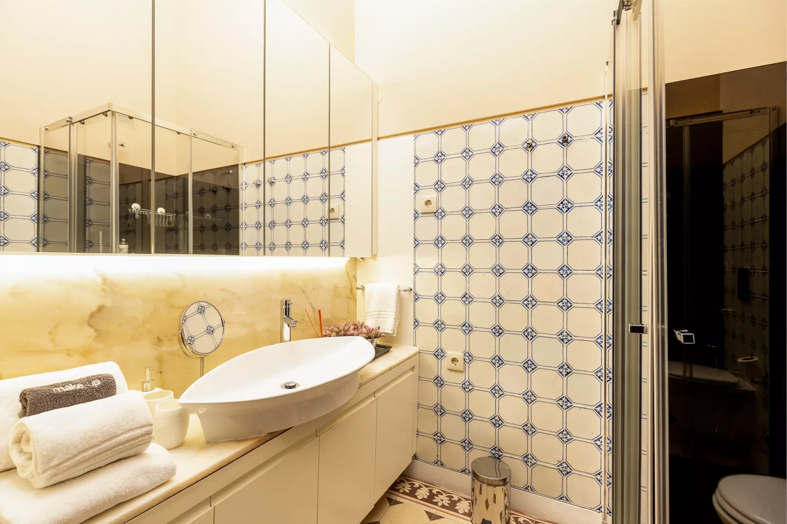 YOUROPO - Bolhão 3B-Bathroom