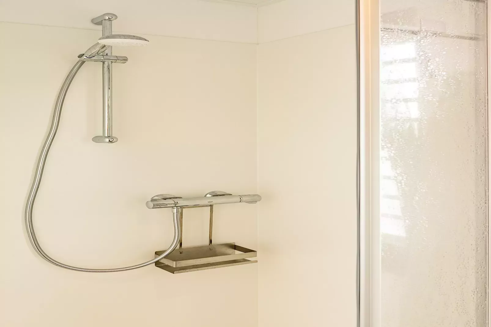 Hausboot in Zehdenick-Bathroom