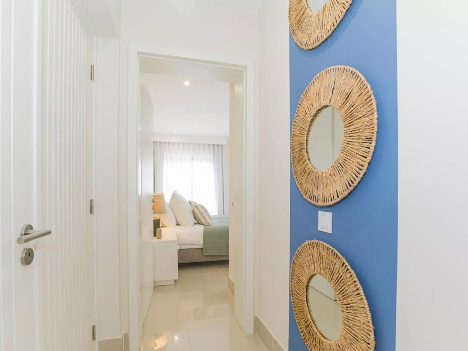 Pine Hills Reva Santuary Modern Elegance-Inside