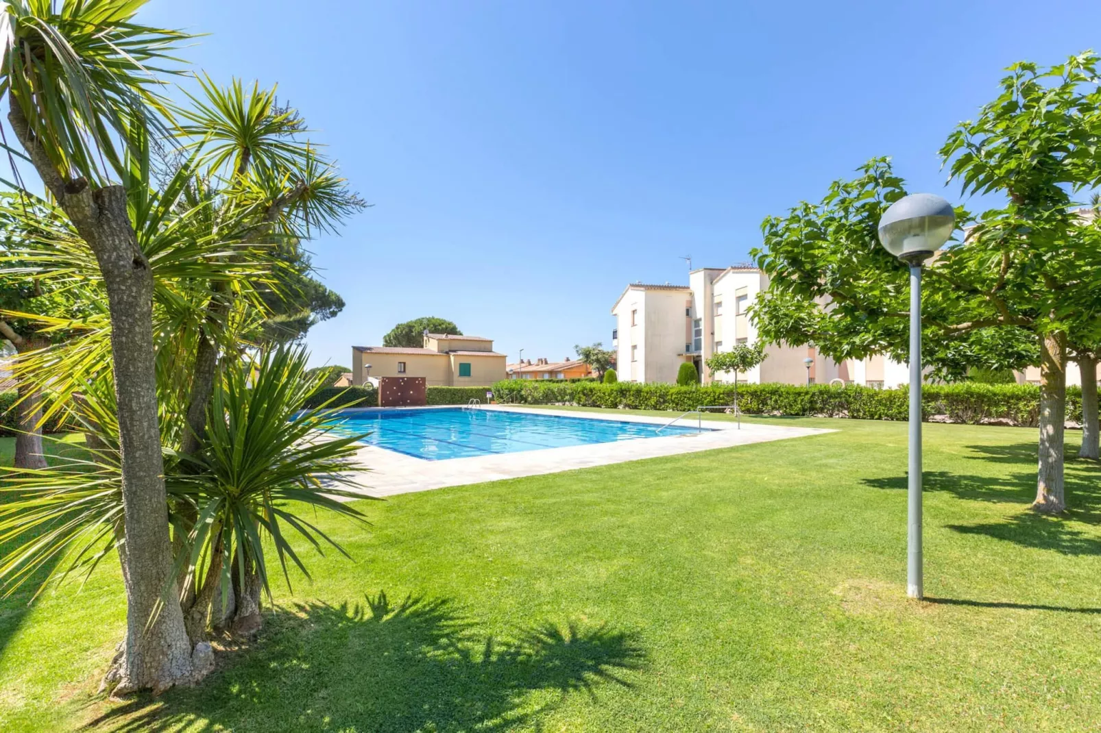 Costa Brava K-2-Pool