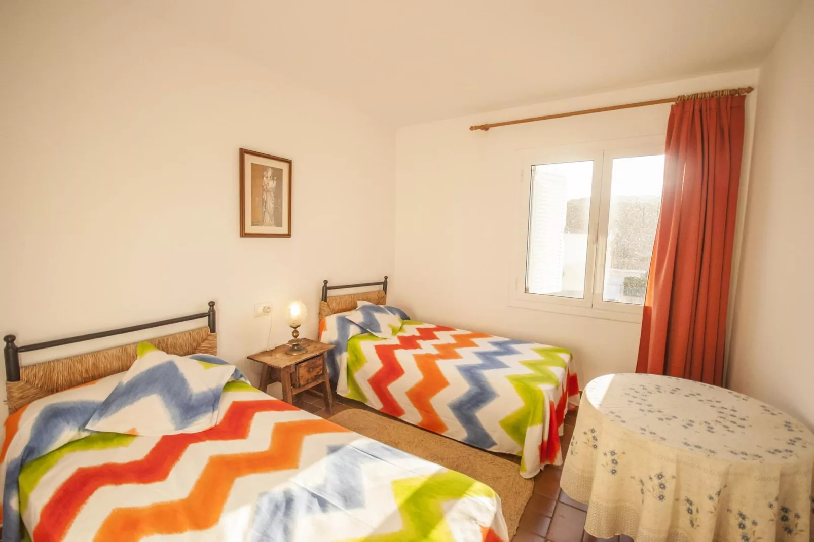 Medas 17-Bedroom