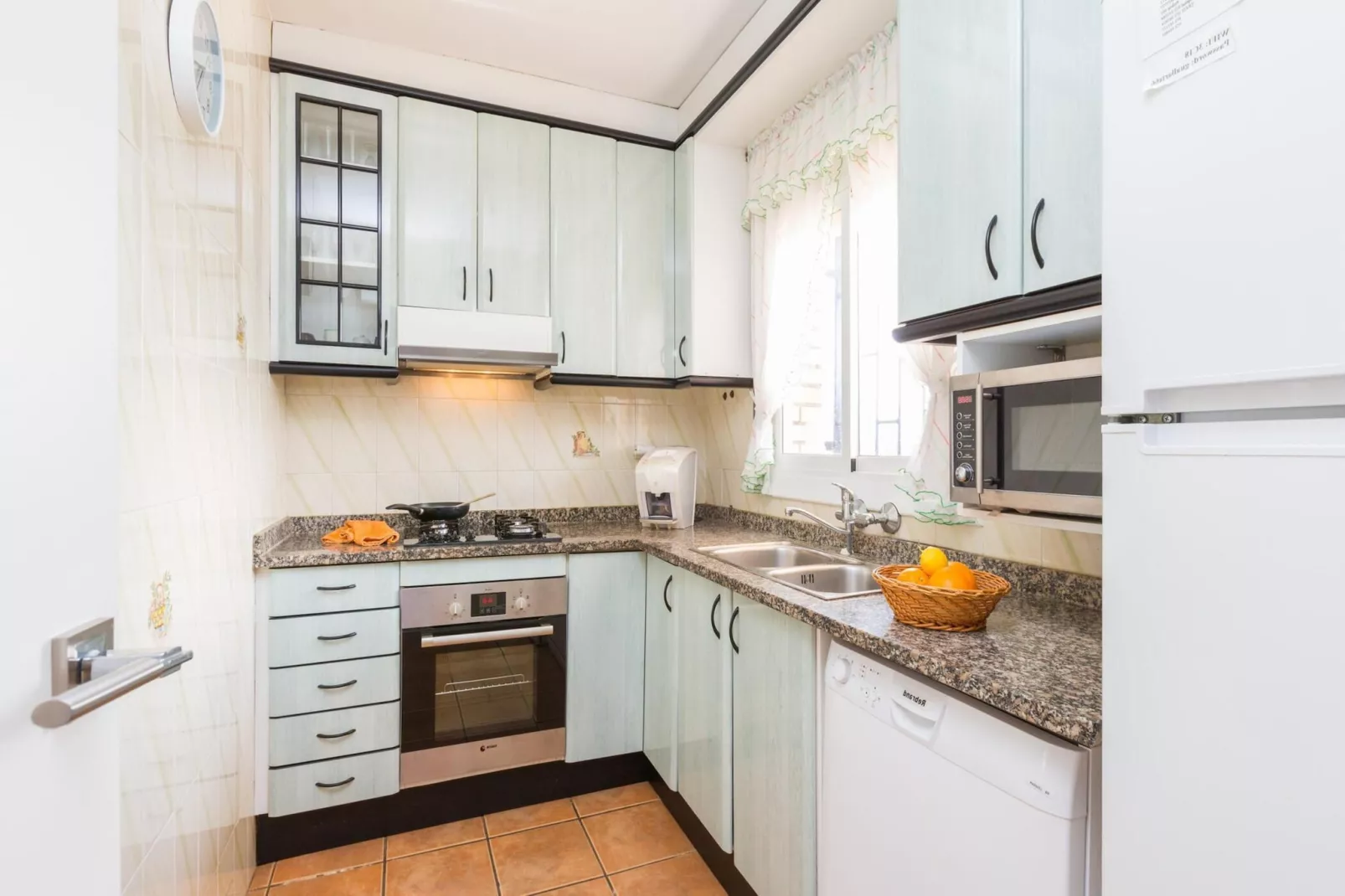 Fina-Kitchen
