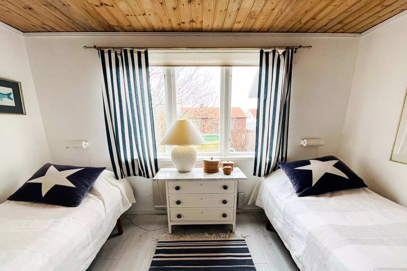 2 person holiday home in Hönö-Indoor