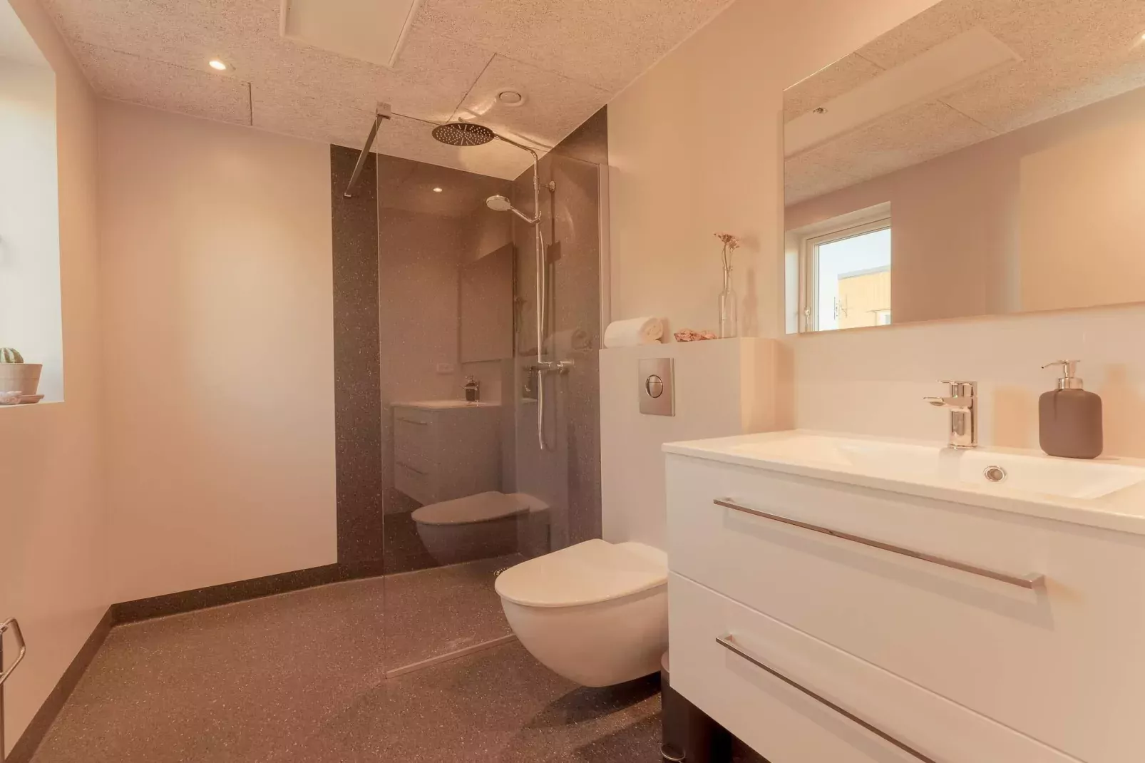 Stylish 4BR Apt in Torshavn - By Traum Ferienwohnungen-Indoor