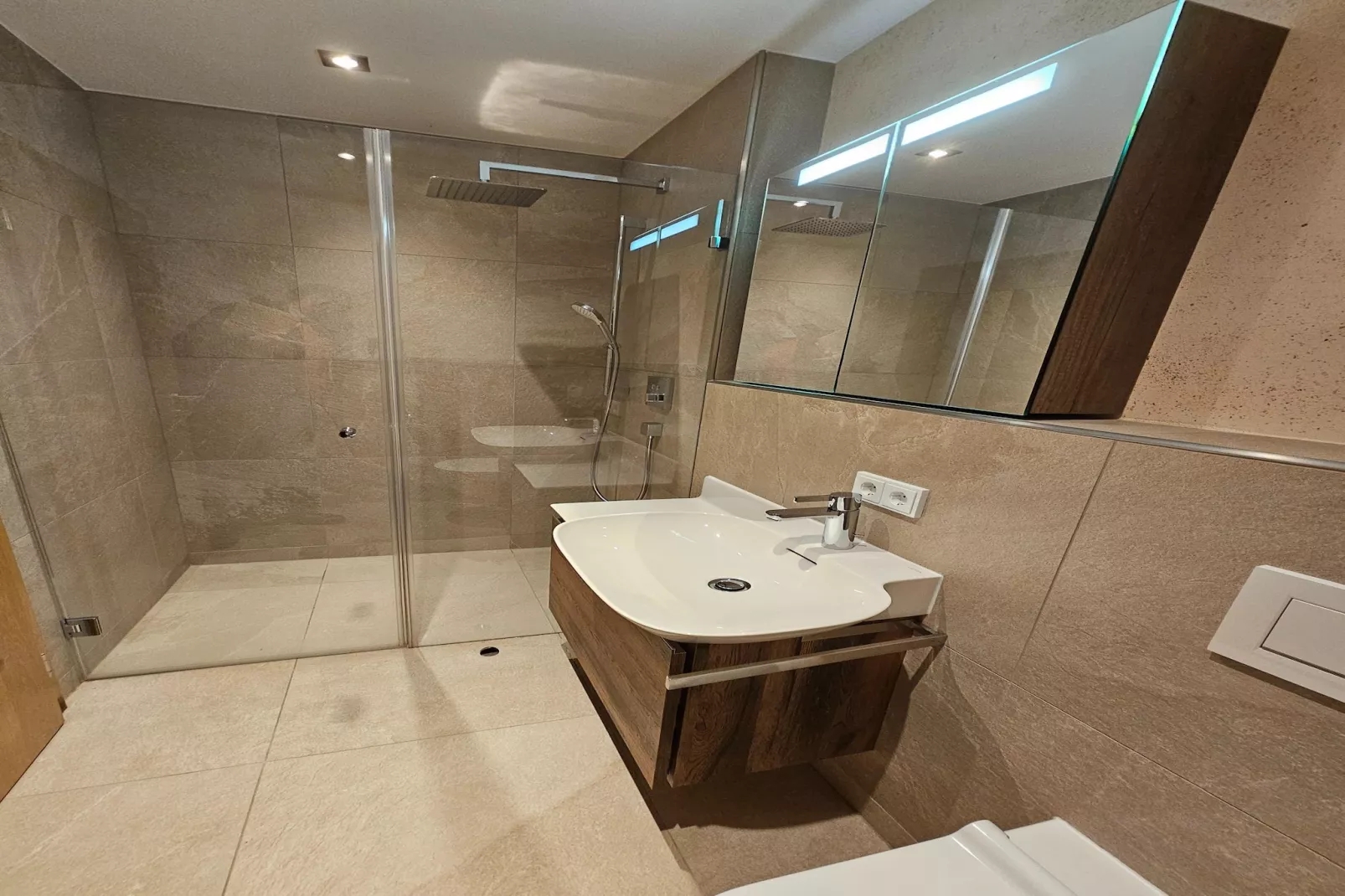 Penthouse Fuchs 1-Salle de bain