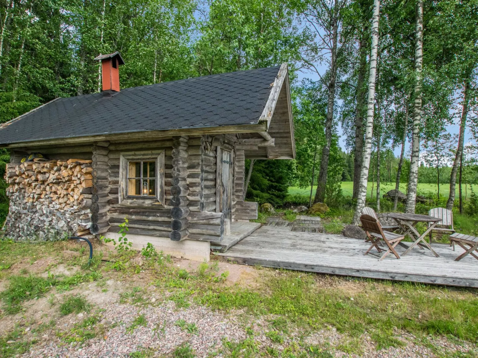 Meripoika-Outside