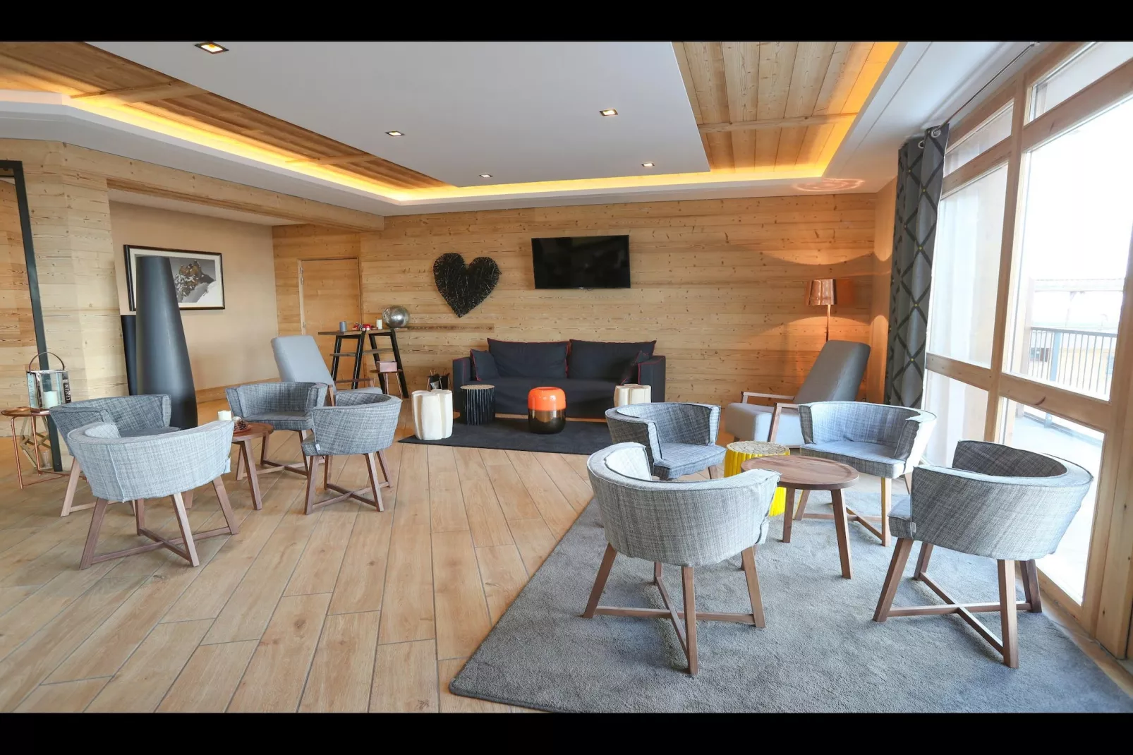 LES MENUIRES_S12V-Living room