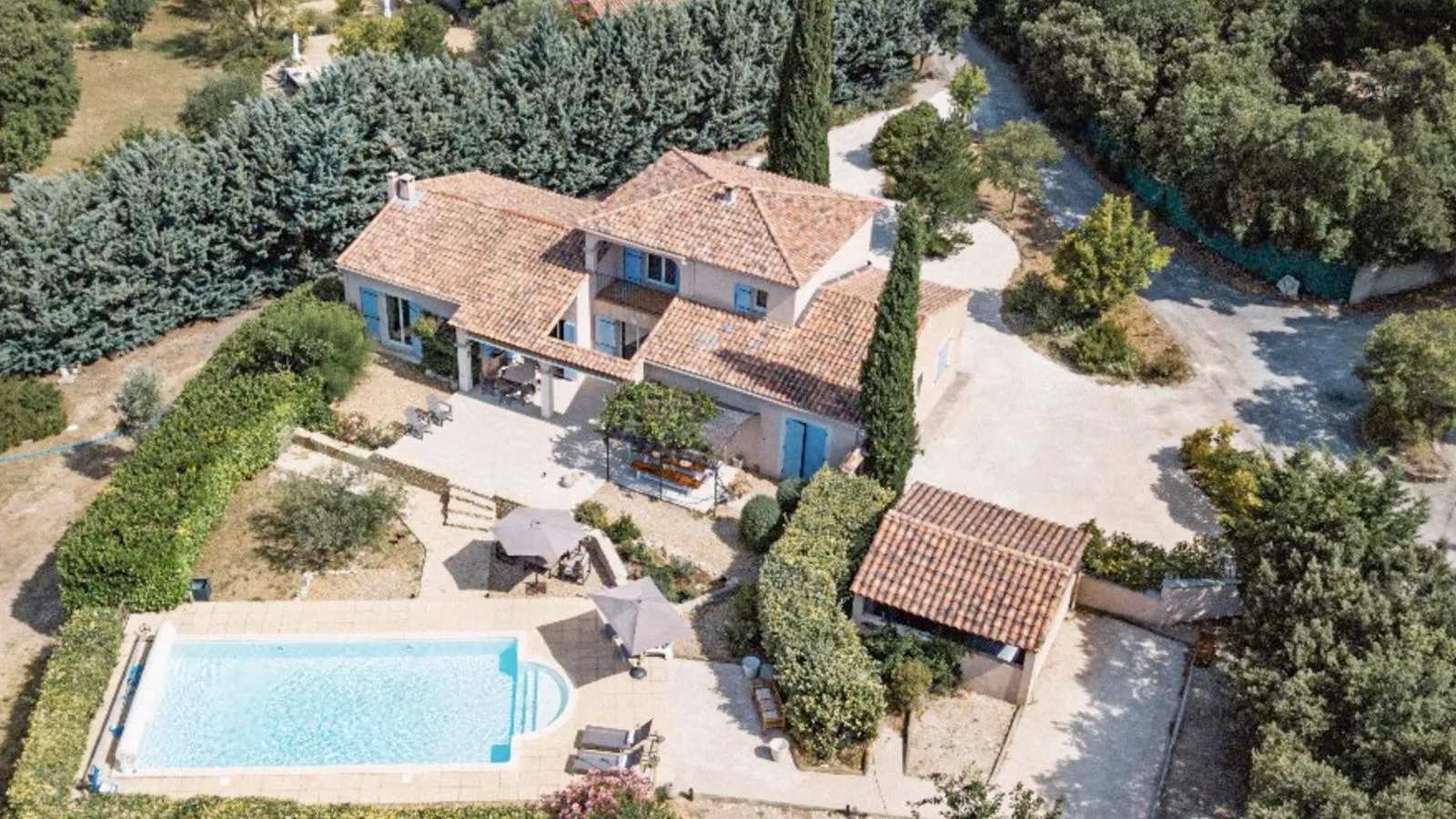 La Roque-Exterior summer