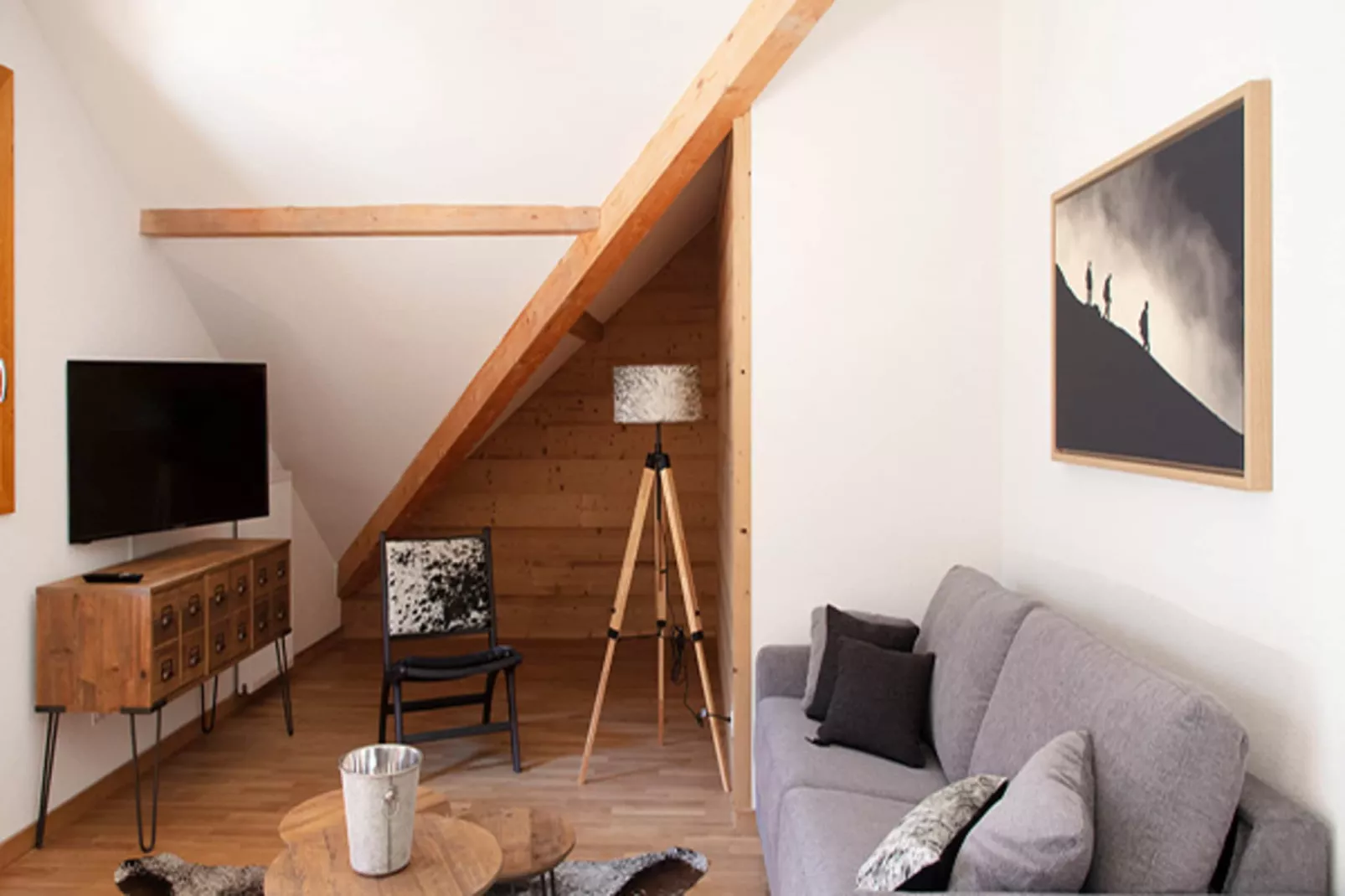 VAUJANY Edelweiss-A26P-Living room