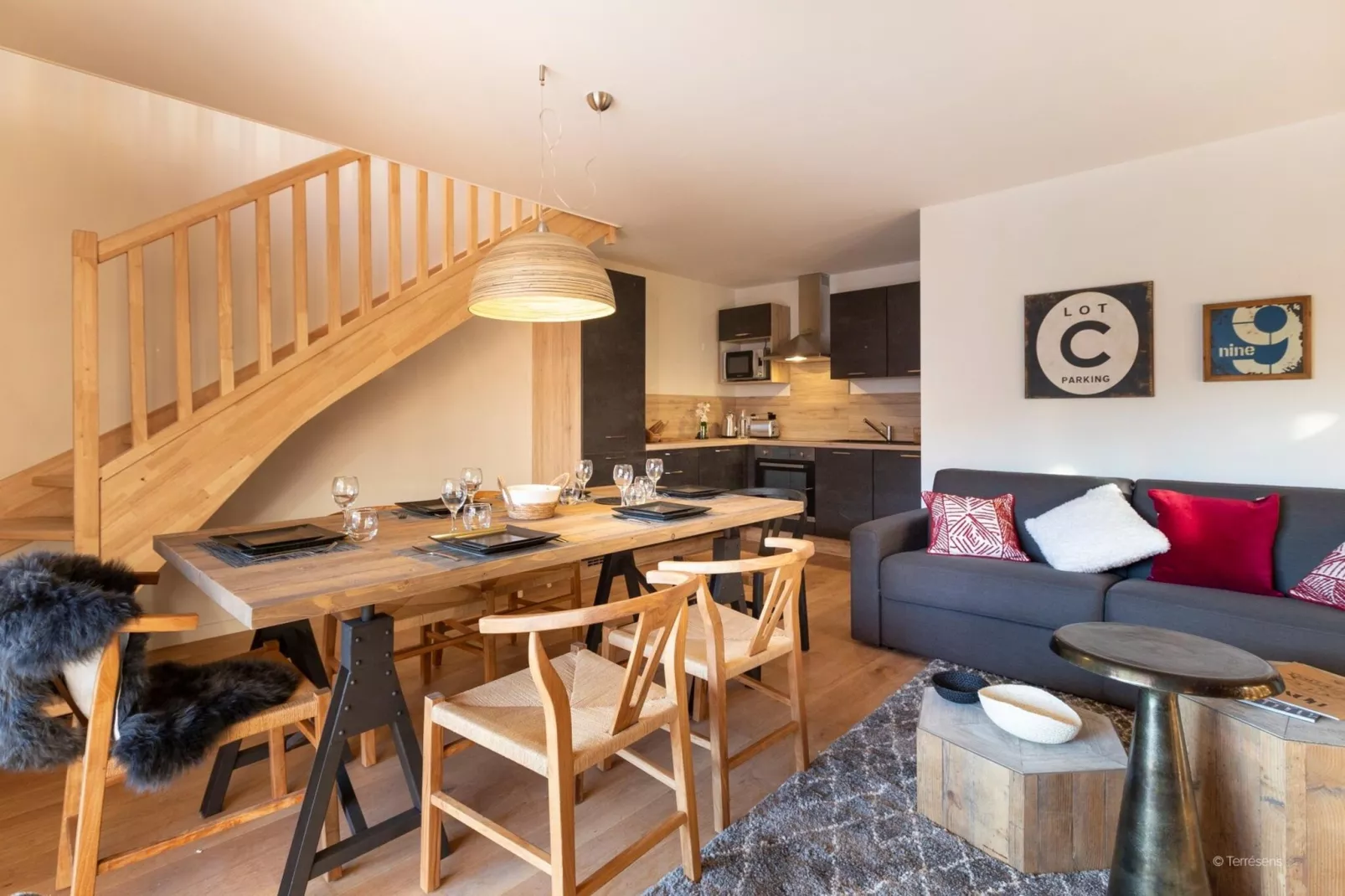 VAUJANY Le Saphir-A36P-Esszimmer