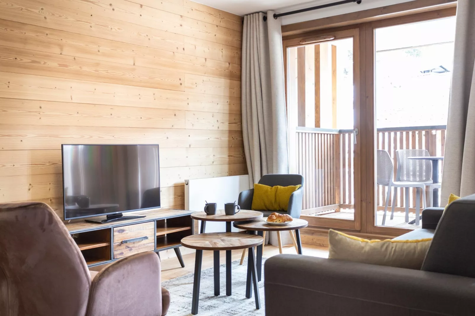 Le Diamant des Neiges-A49P-Living room