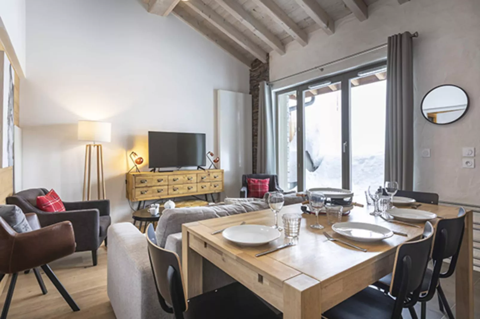 Le Hameau de barthelemy-A24S-Salle à manger