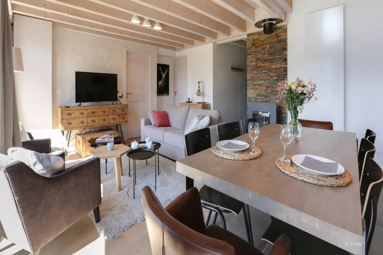Le Hameau de barthelemy-A38P-Salle à manger