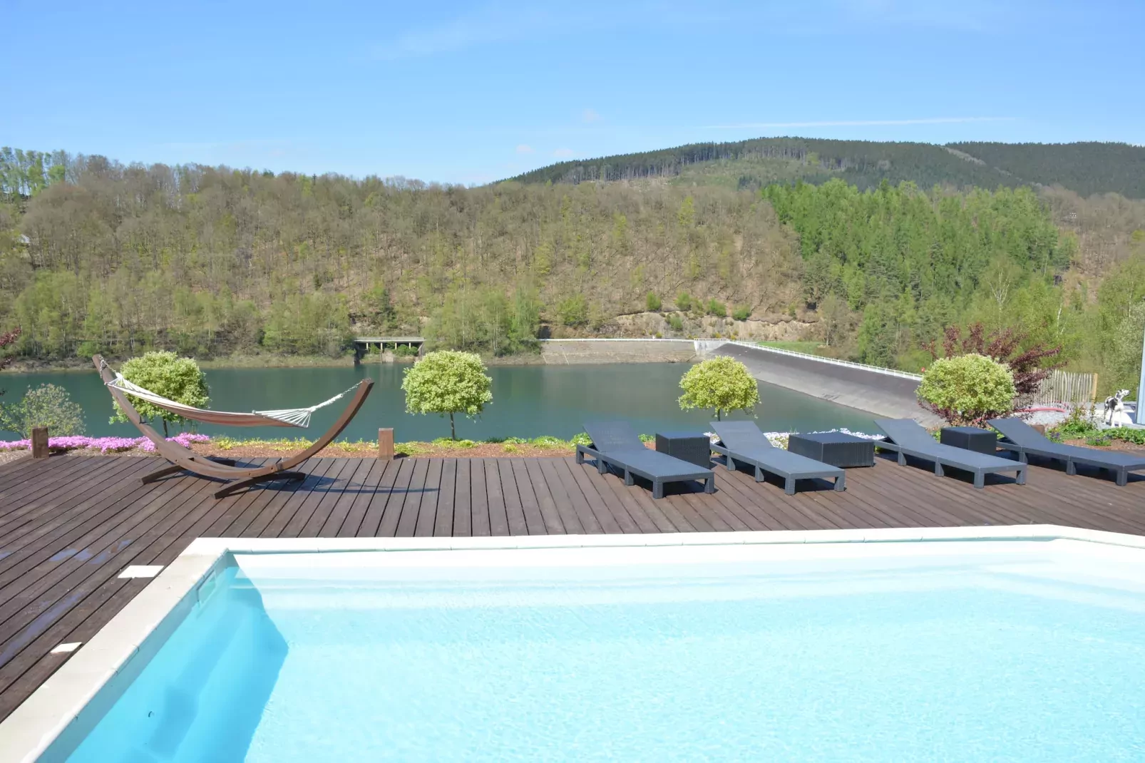 Le Grand Coo-Piscine