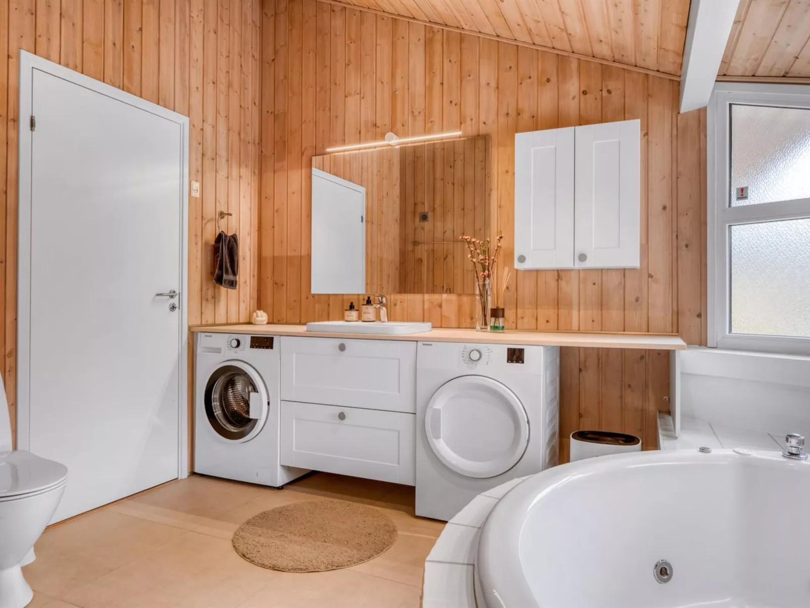 "Gunborg" - 2.5km from the sea-Drinnen