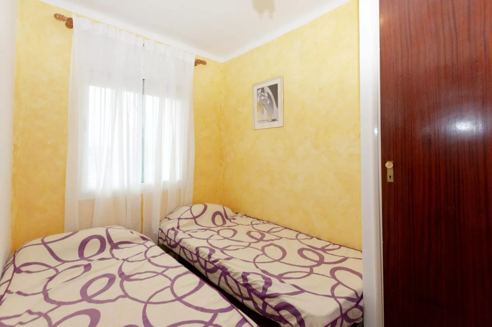 1185 NIRVANA vista Canal-Chambre
