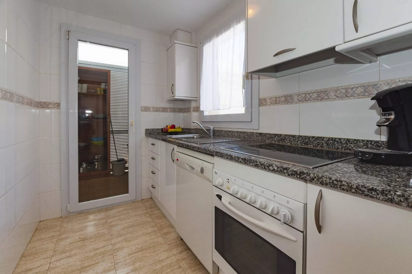 1236 CARLA MAR 50m playa-Kitchen