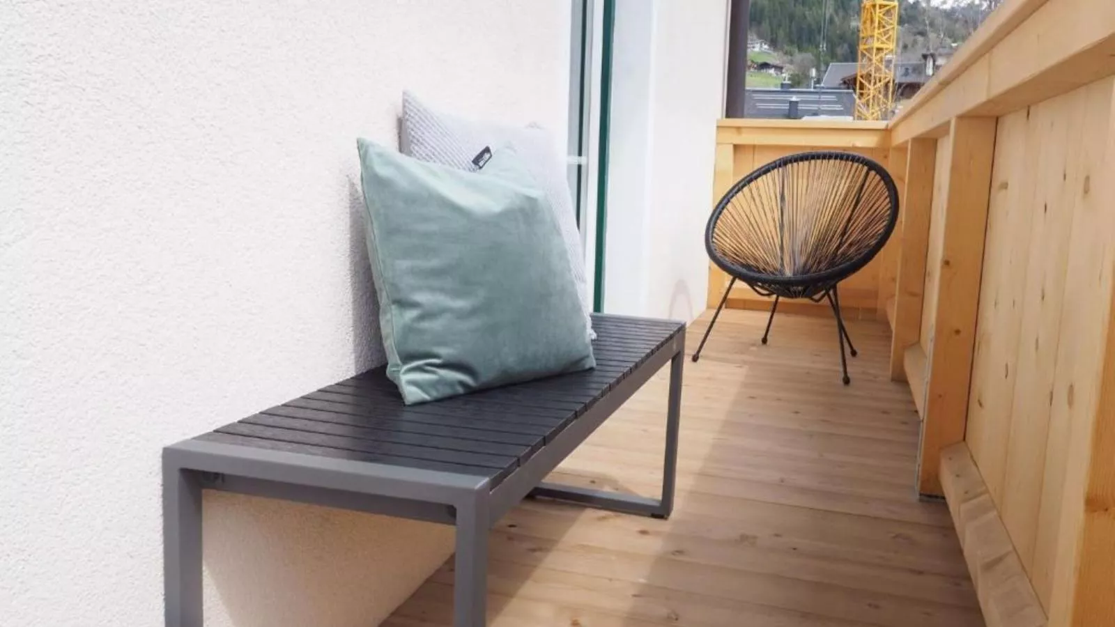 Leni Top 3-Terrace balcony