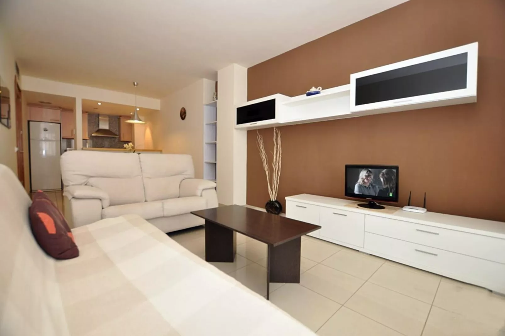 1006 MILENI 50m Playa-Salon