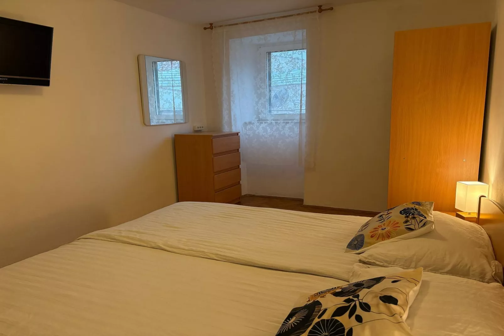 Apartment Primosten Center-Bedroom