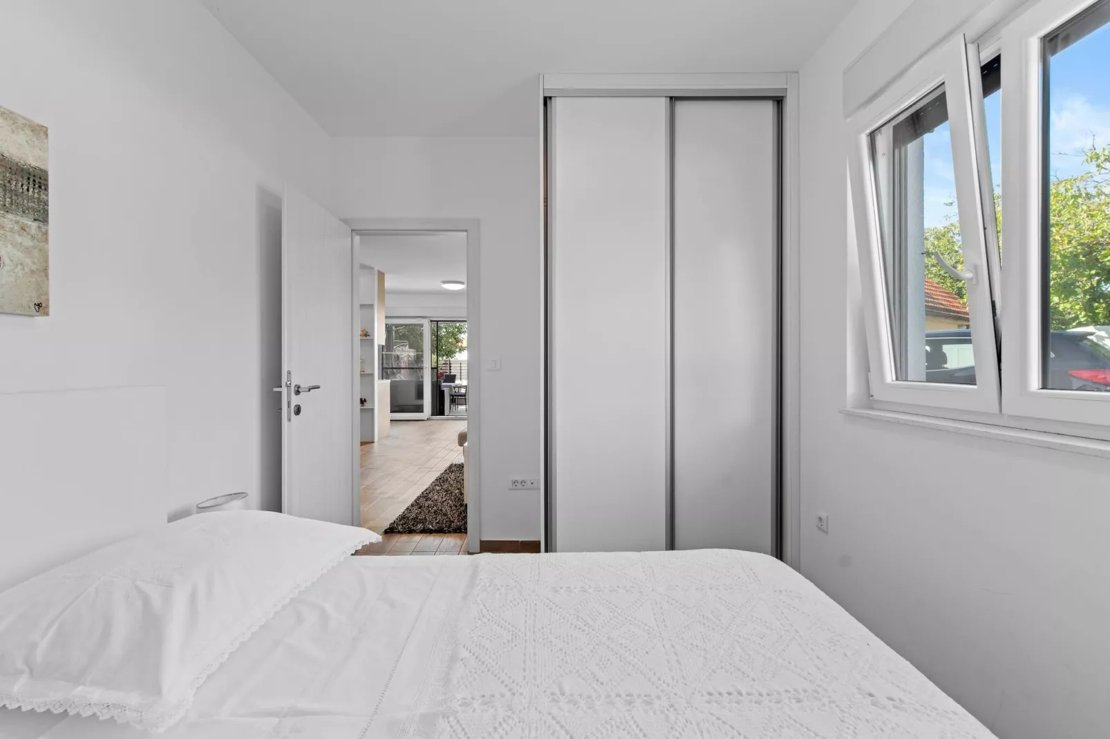Apartment Moments - two bedroom apartment-Chambre