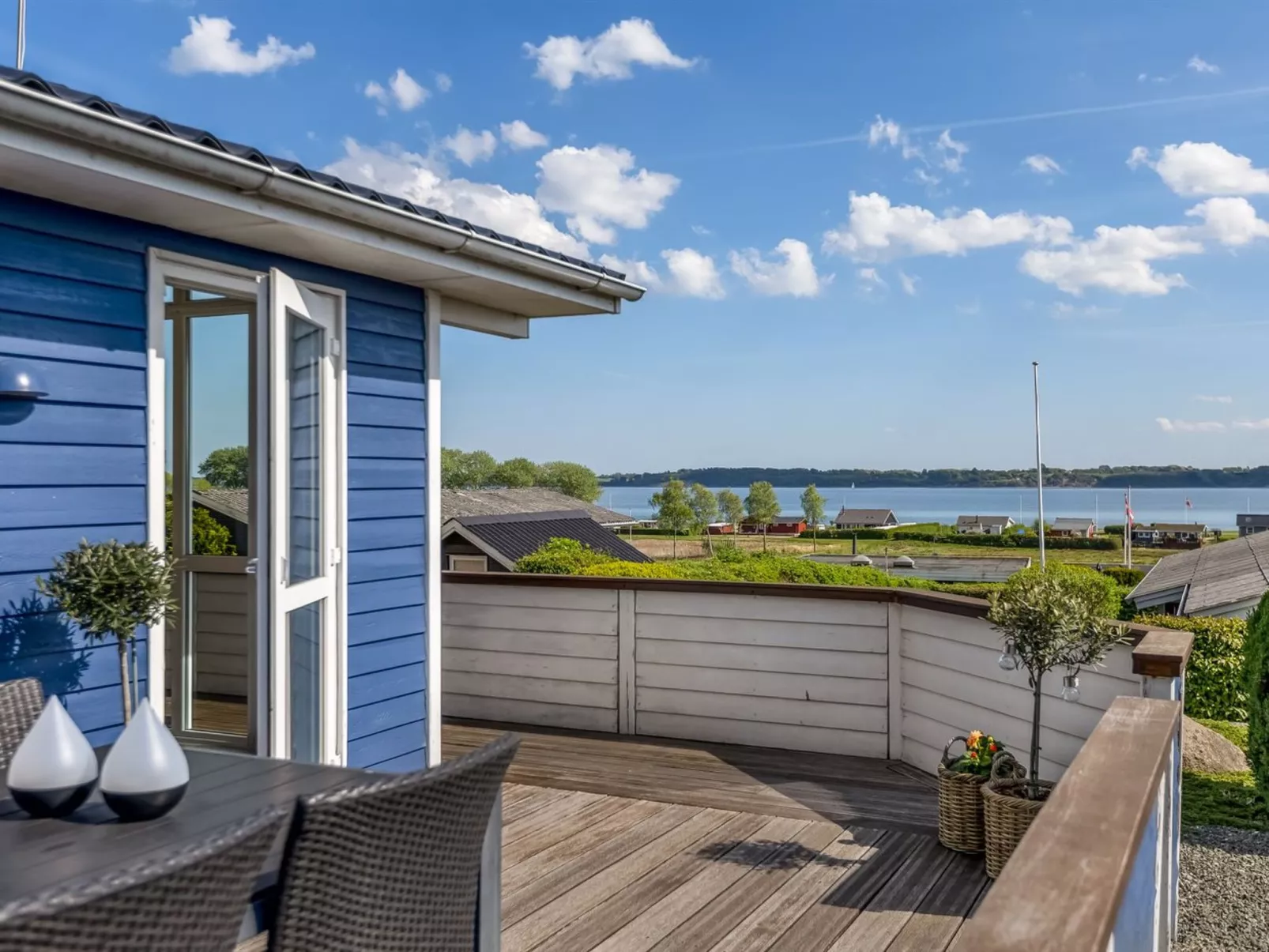 "Jelke" - 500m from the sea-Draußen