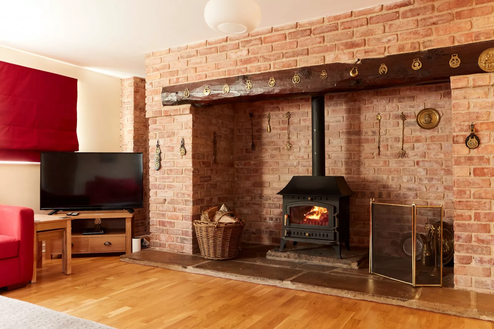 Meadow View-Living room