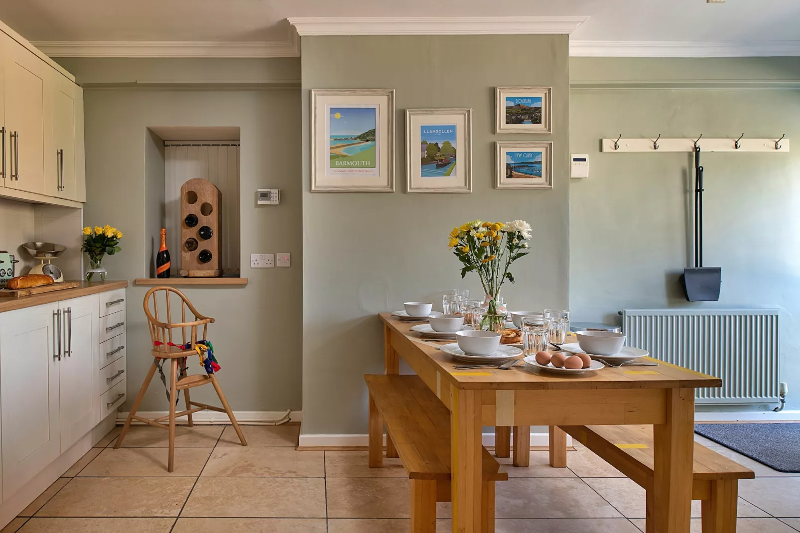 Felin Ship-Dining room
