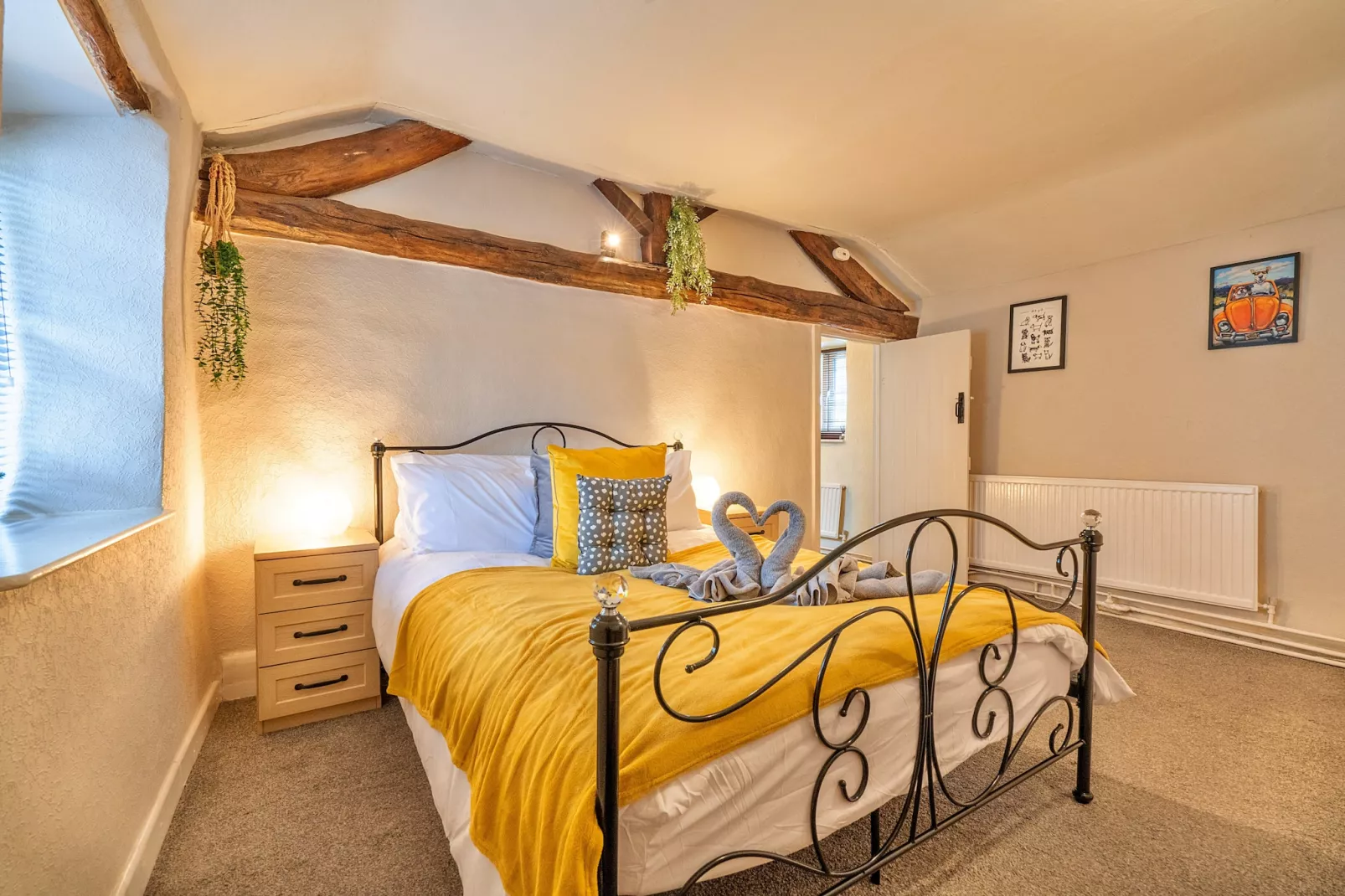 Westcote Cottage-Bedroom