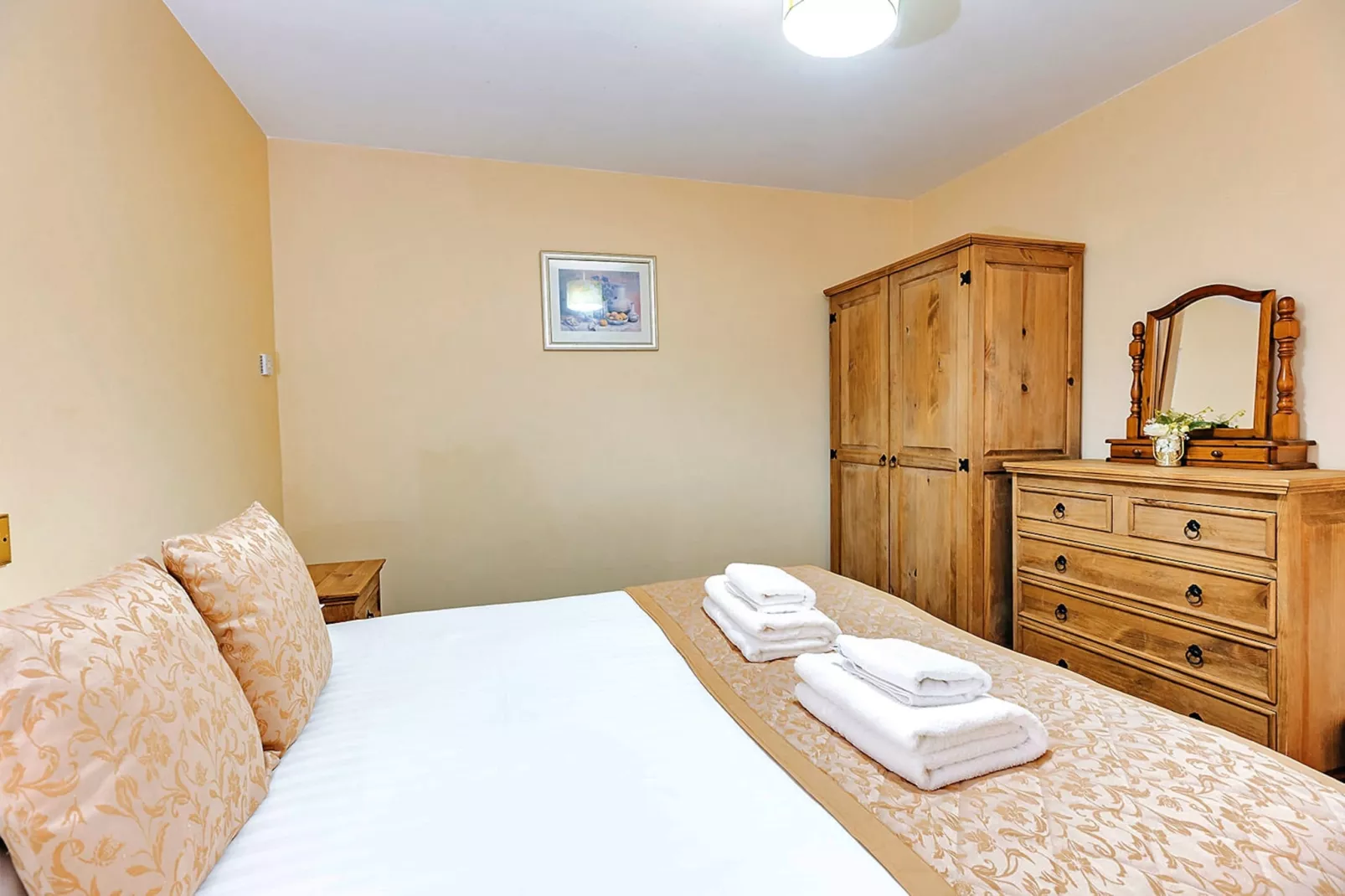 Netley Hall - Rose-Bedroom