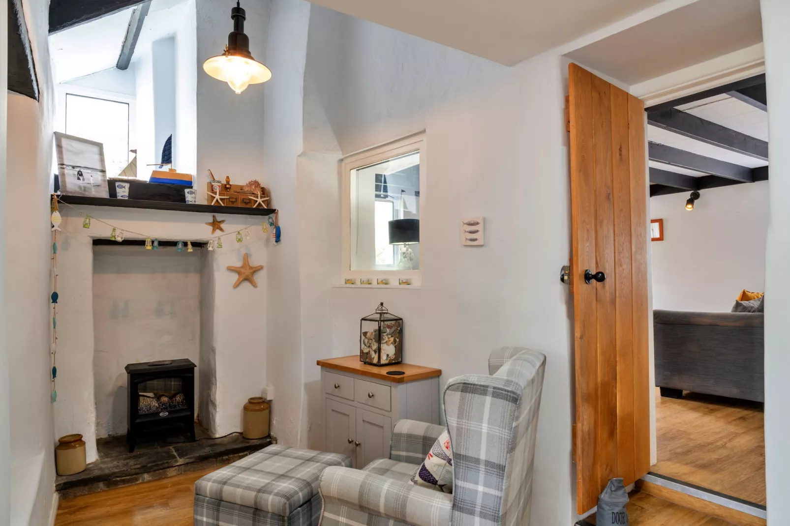 Porth Cottage-Living room