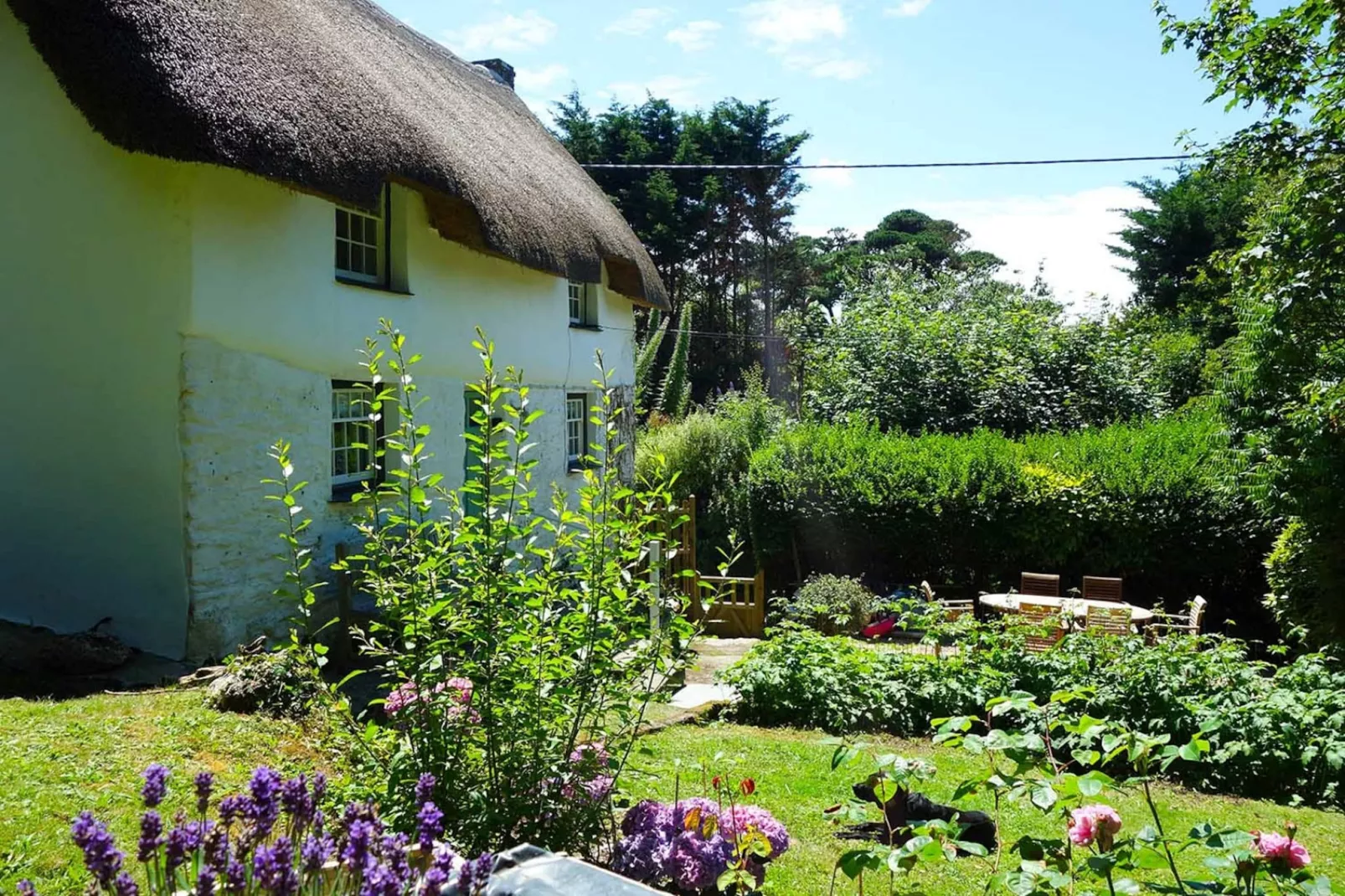 Old Lanvean Cottage-Outdoor