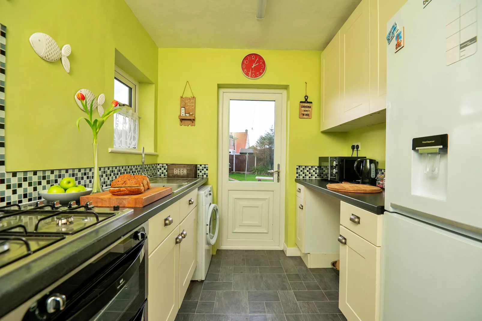 Llys Llewellyn-Kitchen